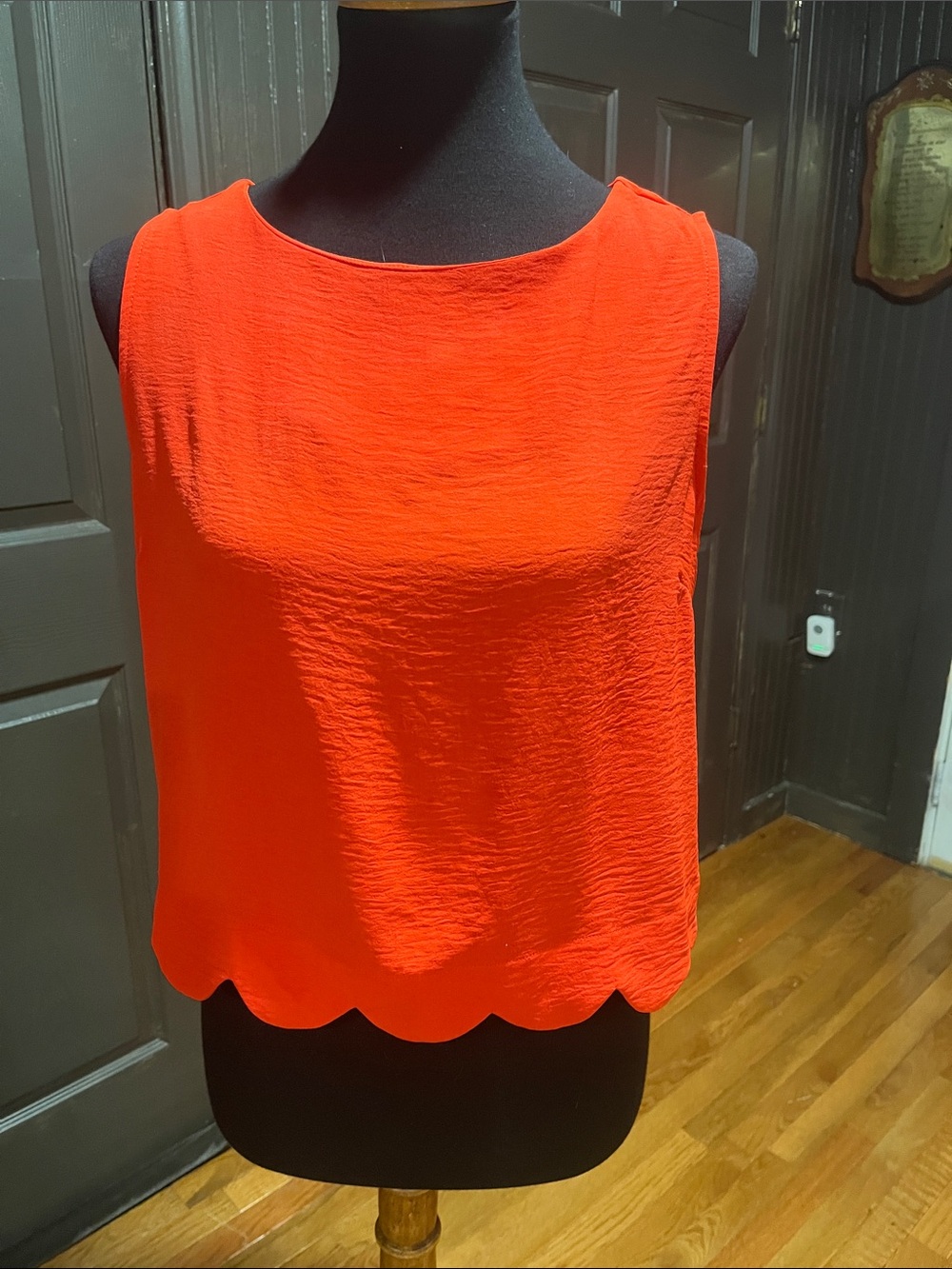 Monteau Bright Orange Scallop-Hem Sleeveless Camisole